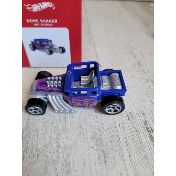 Hallmark bone shaker Hot Wheels car ornament Xmas purple - Picture 3 of 8